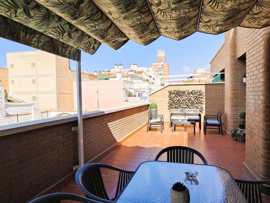 Apartamentos Turisticos Seviro Madrid Exterior photo