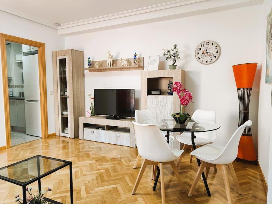 Apartamentos Turisticos Seviro Madrid Exterior photo